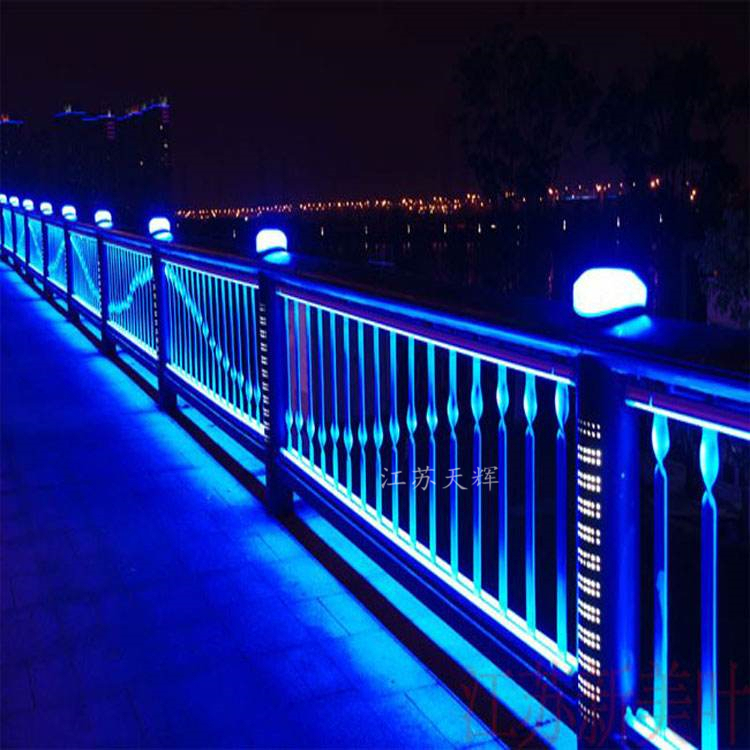 上海灯光桥梁护栏项目