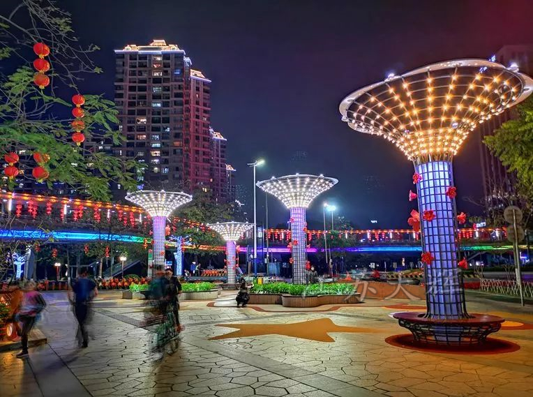户外大型景观灯柱